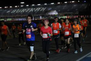BIB: 28740, 23810, 23874, 246, 22644
                            <button type="button" onclick="openModal(11488201)" class="btn btn-primary btn-sm float-right btn-popup" data-toggle="modal" data-target=".modal-high-quality">
                        <i class="fas fa-shopping-cart"></i> Add to Cart
                    </button>
                                            <button type="button" onclick="isThisMe(11488201, true)" class="btn btn-success btn-sm float-right btn-popup btn-isme hidden" data-toggle="tooltip" data-placement="bottom" title="นี่คือรูปของคุณใช่ไหม คลิกที่นี่เพื่อเอาเข้าอัลบั้ม">
                        <i class="fas fa-plus"></i> Add to album
                    </button>
                    <button type="button" onclick="isThisMe(11488201, false)" class="btn btn-warning btn-sm float-right btn-popup btn-isnotme hidden">
                        <i class="fas fa-ban"></i> Remove from album
                    </button>